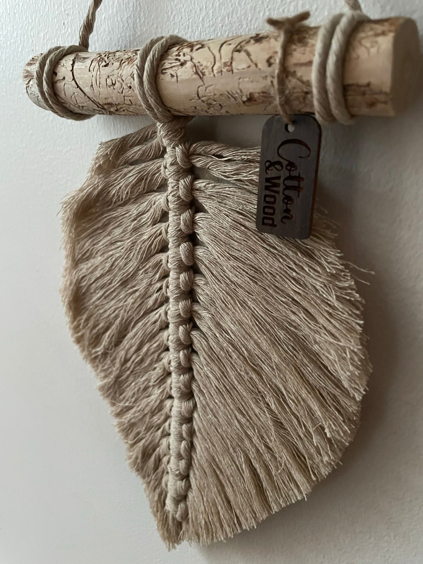 Löv i handknuten Makramé - Mullvad - cottonandwood.se