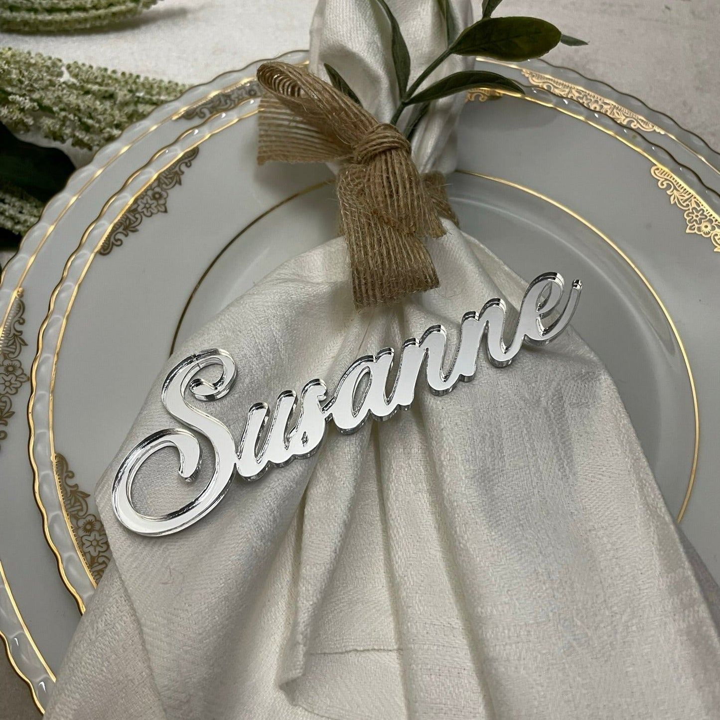 Placeringskort i akryl - Utskuret namn - Silver - cottonandwood.se