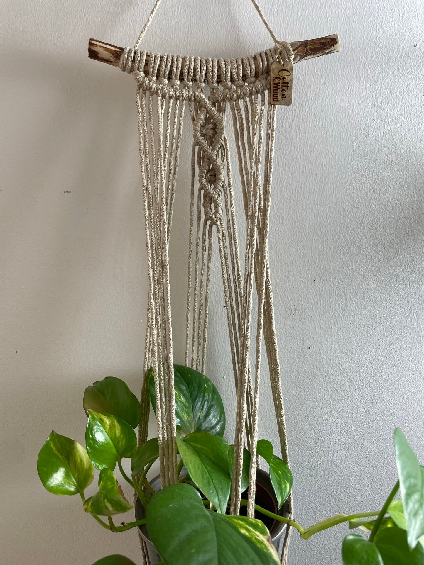 Väggampel - handknuten makramé "Tulipa" - Mineralgrön - cottonandwood.se