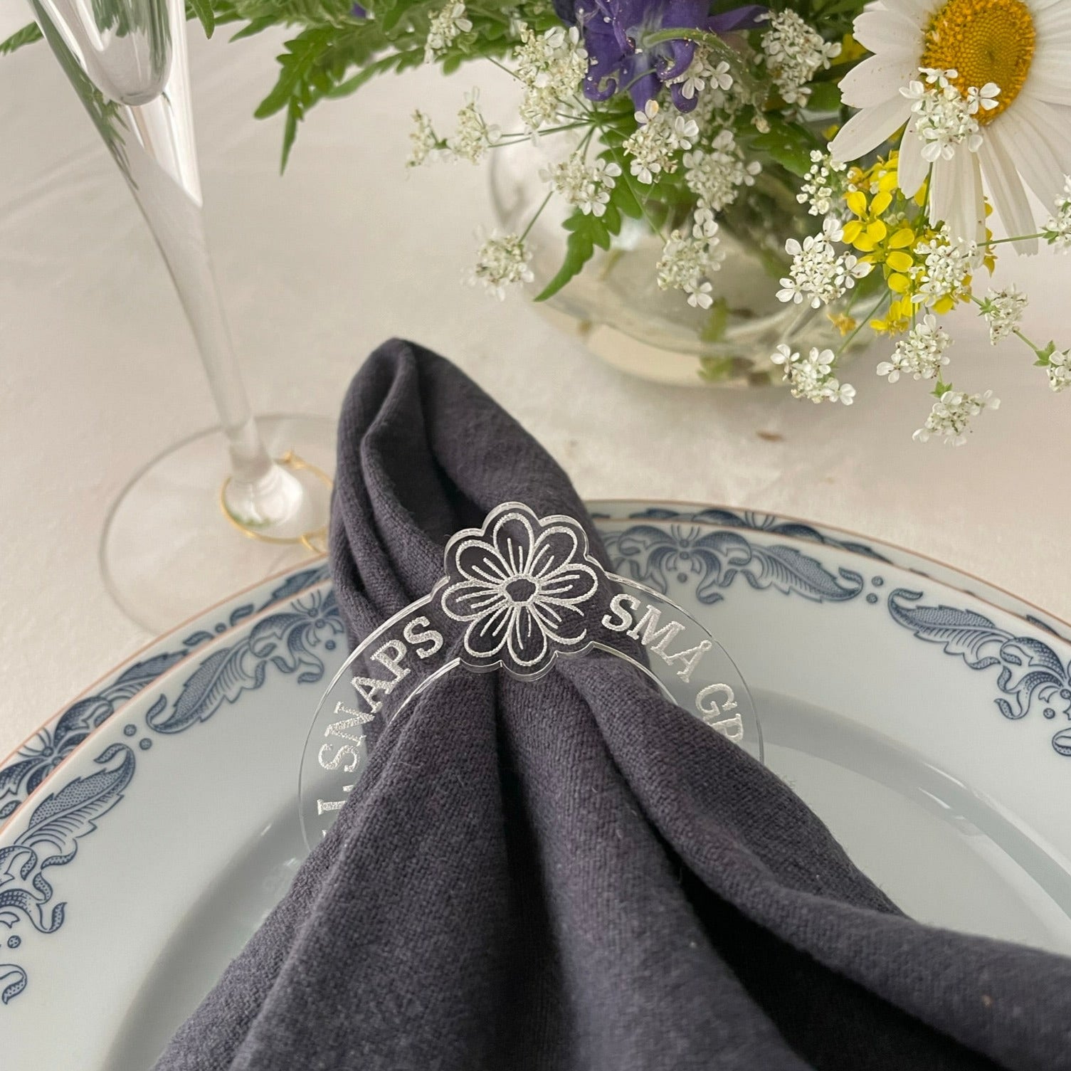 Servettring Midsommar test - Cotton & Wood