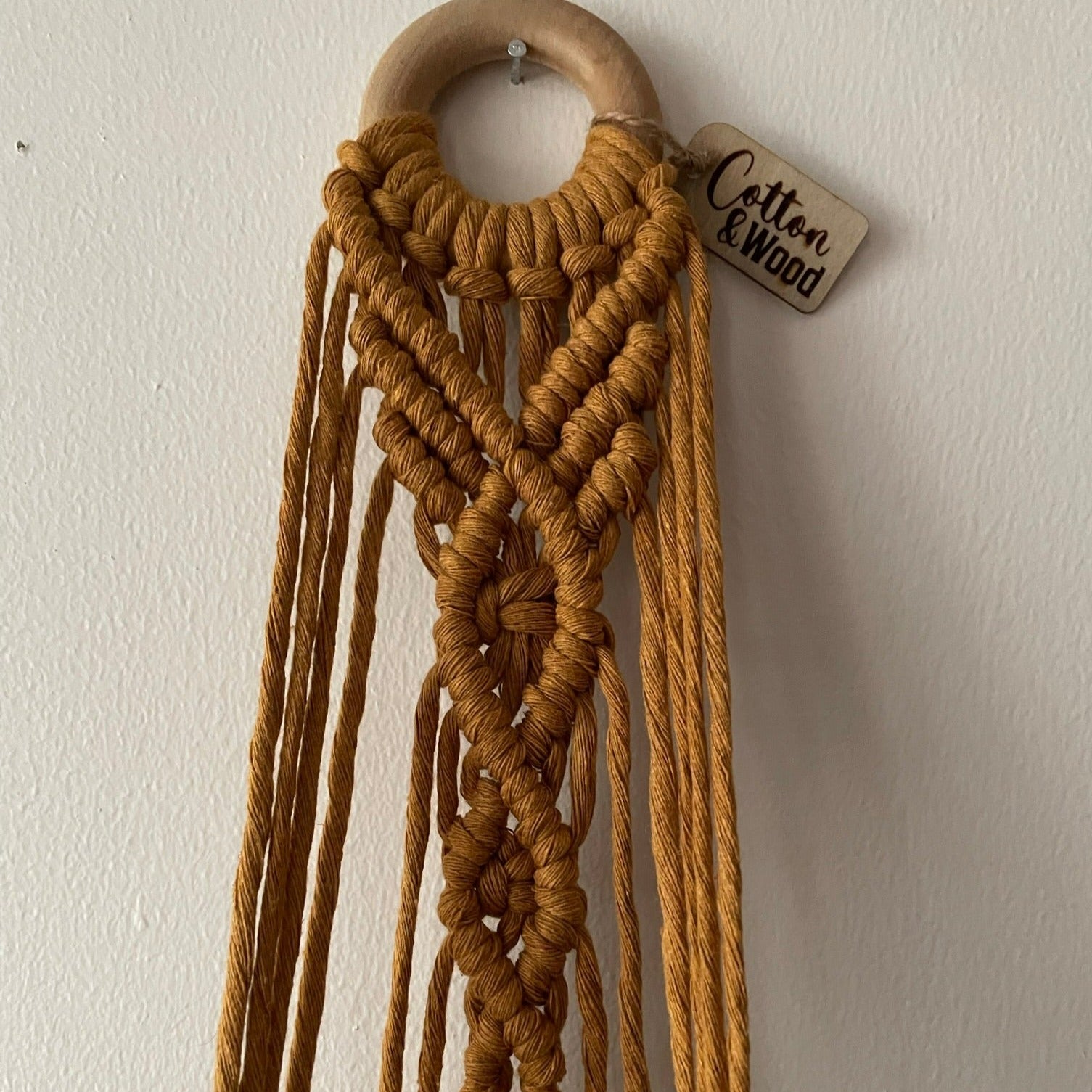 Ampel - handknuten makramé - Senap - cottonandwood.se