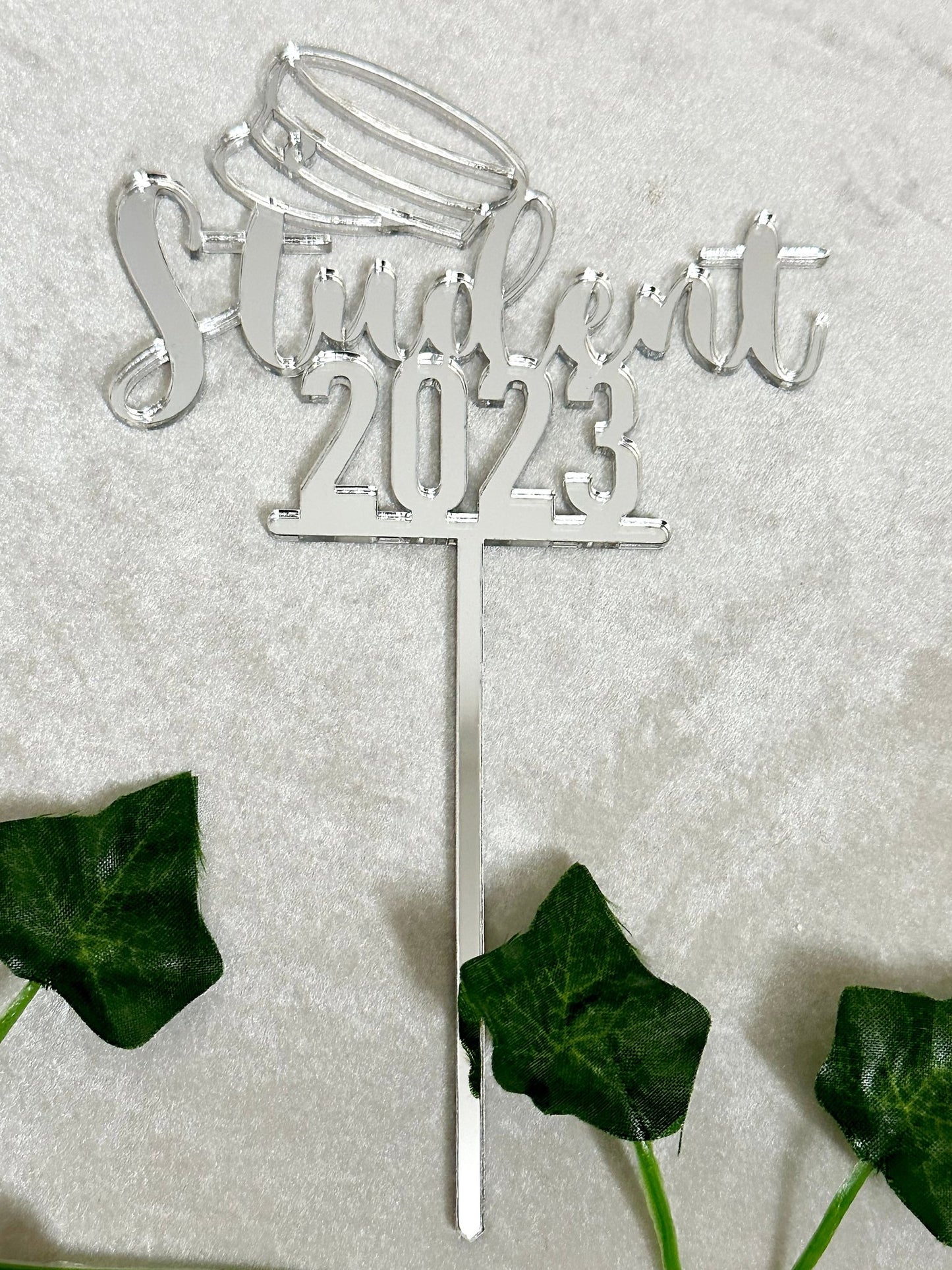 Caketopper "Student" - Spegelakryl silver - cottonandwood.se