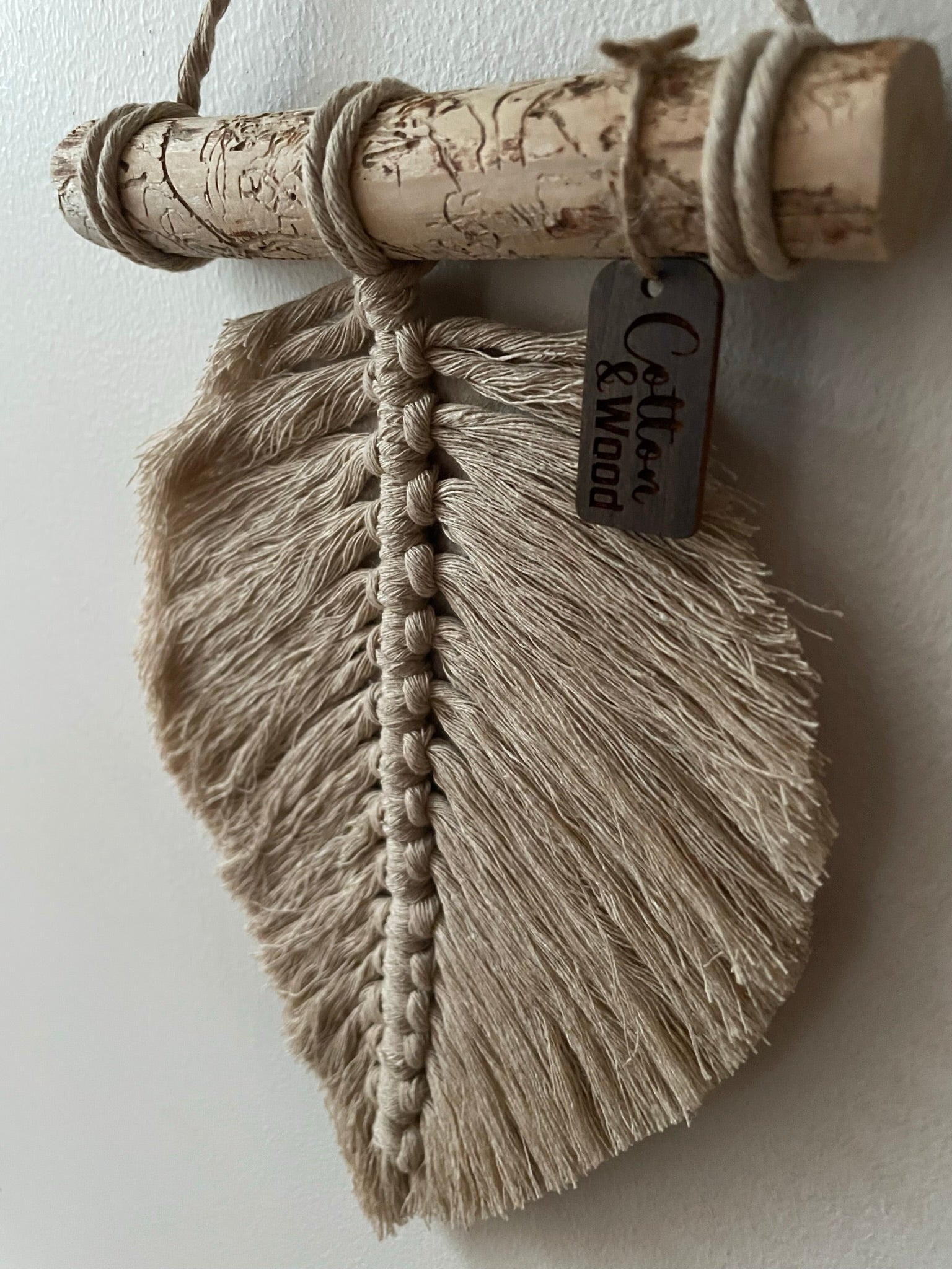 Löv i handknuten Makramé - Mullvad - cottonandwood.se