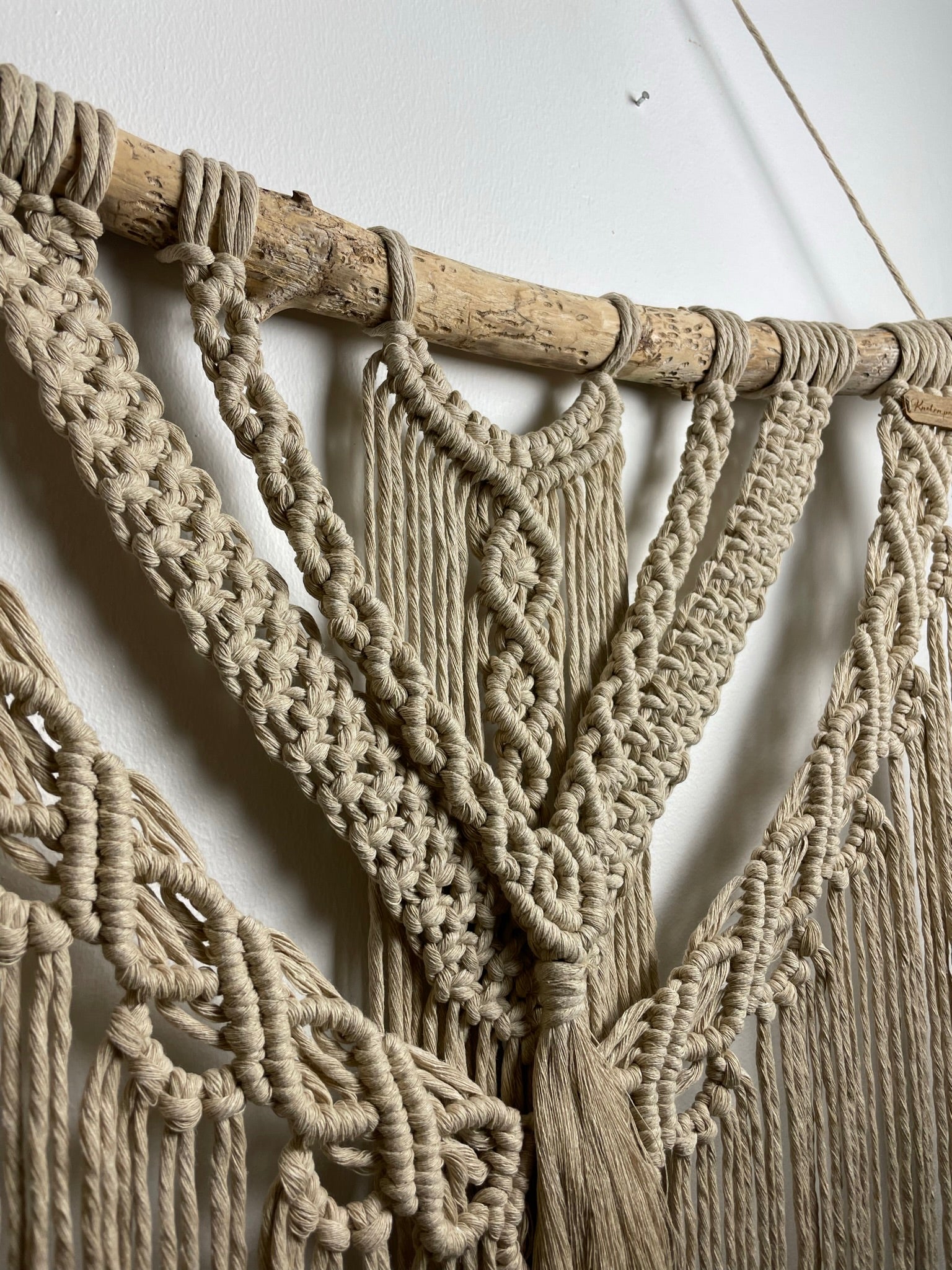 Väggbonad - handknuten makramé "Pulchra" - Beige - cottonandwood.se